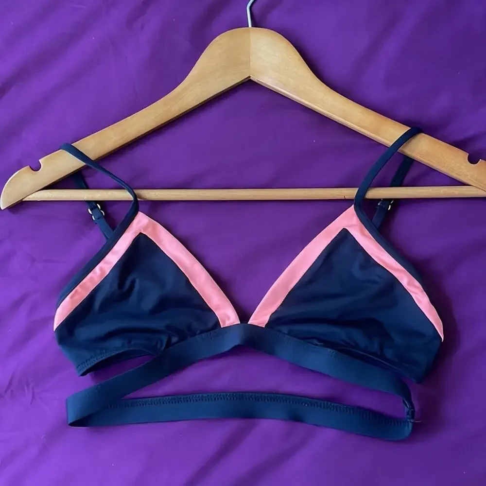 L*SPACE Platinum Bikini Top XS Black
